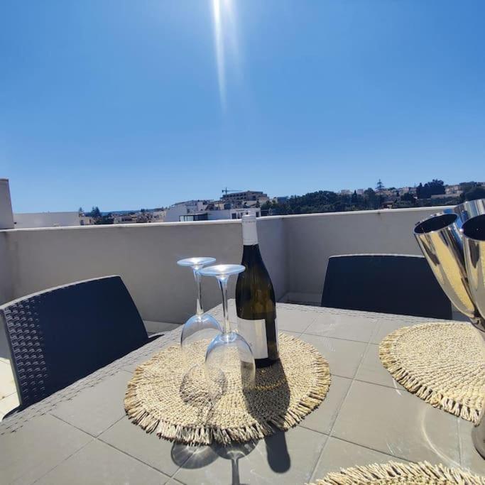 Apartamento Cozy Penthouse In Central Malta Balzan Exterior foto